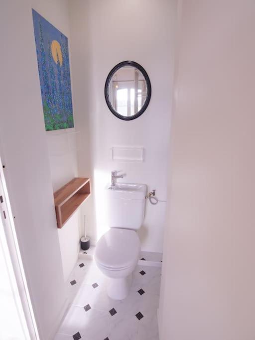 Charme Et Modernite Au Coeur Du Quartier St Louis Apartment Versailles Exterior photo